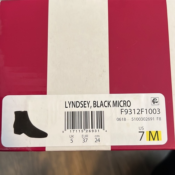 Circus by Sam Edelman Lyndsey Black Micro Booties - Picture 6 of 6